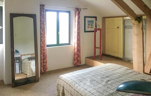 Gallery image of 4 Bedroom Stunning Home In Beussent in Beussent