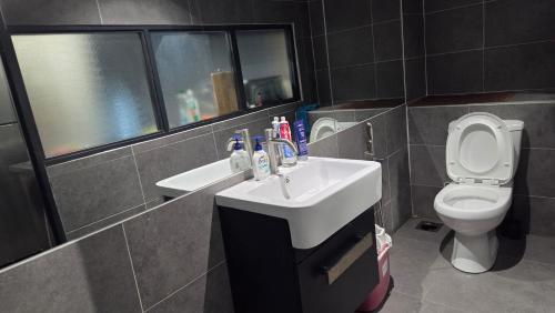 Ένα μπάνιο στο MH Homes C22-15