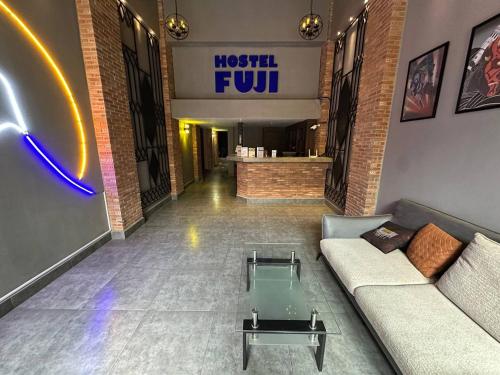 Un lugar para sentarse en Hostel FUJI