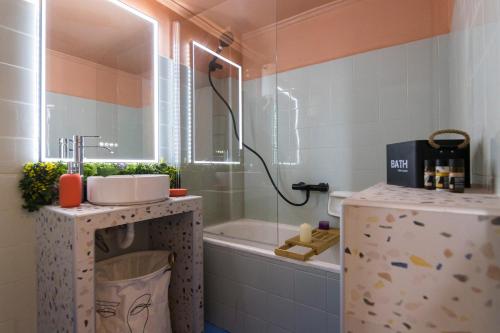 Whispering Walls Premium 1 bedroom Apartment