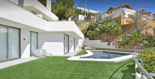 Bazén v ubytování Calma de Altea nebo v jeho okolí