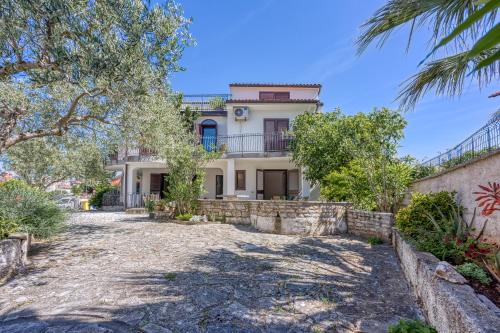Guest House Jolanda