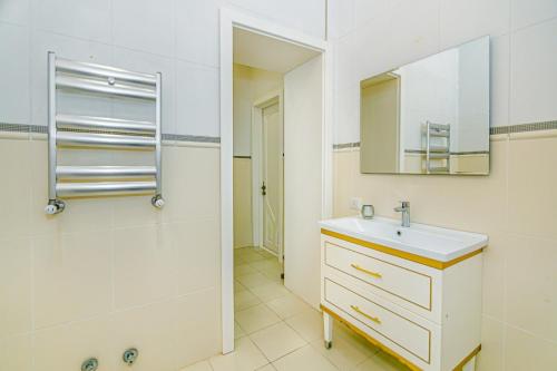 Koupelna v ubytování MoonLight House