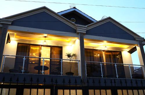 Gallery image of ENTEBBE-STAY Aparthotel - KITOORO in Entebbe