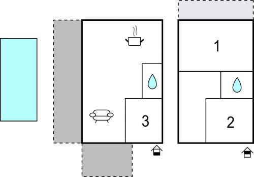 a block diagram of a bathroom with four toilets at Beautiful Home In Sveti Rok in Sveti Rok