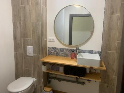 Logement 2 chambres au calme avec séjour et balcon 1 au Rdc a Gérardmer