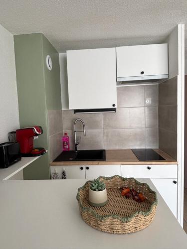 Η κουζίνα ή μικρή κουζίνα στο Appartement Rio Camargue