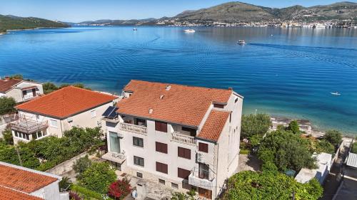 Apartment Villa Bralo
