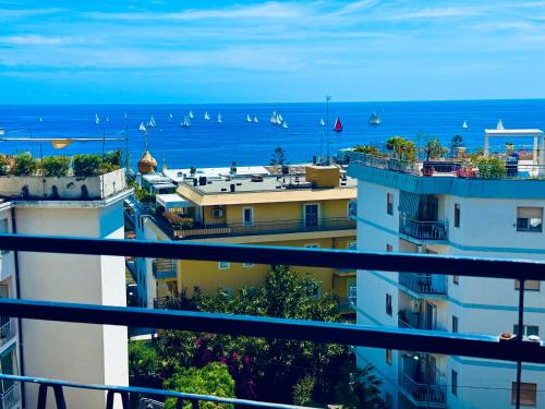 a view of the ocean from a balcony at Hotel Principe in Sanremo