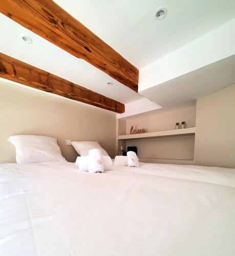 Bioves - Mezzanine studio, Charming & Comfortable