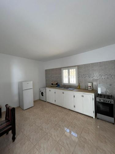 Η κουζίνα ή μικρή κουζίνα στο Villa Elisa avec piscine privée