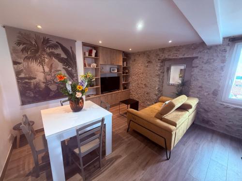 Charme, Pierres, Appartement Vieil Antibes