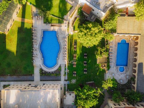 Kolam renang di atau dekat dengan Melis Cave Hotel