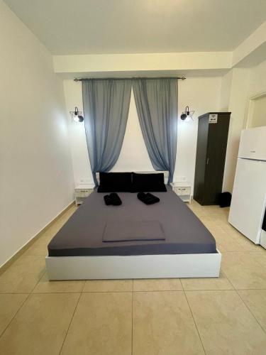 SUMMER ESCAPE studios