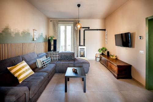 Μια τηλεόραση ή/και κέντρο ψυχαγωγίας στο Gaia House-beach-center-free parking!