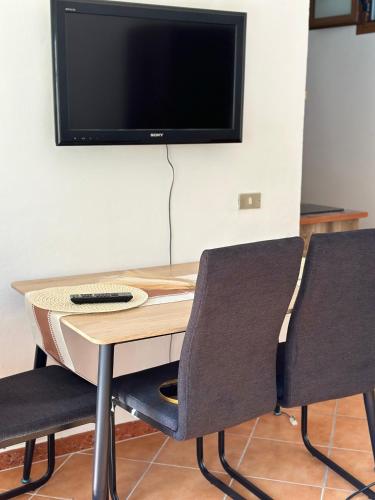 TV i/ili zabavni centar u objektu Central Tiny House