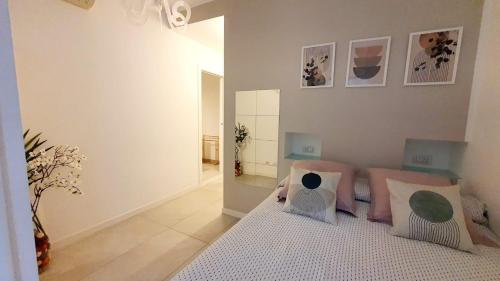 Postel nebo postele na pokoji v ubytování Milano Green Stay - Cozy & Connected
