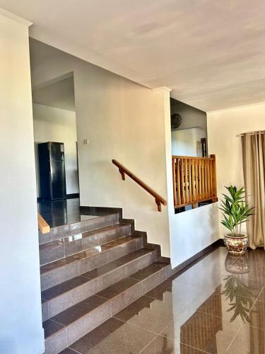 Foto dalla galleria di Vilea Frangipani Ground Floor 2 bedroom Apartment a Mahe