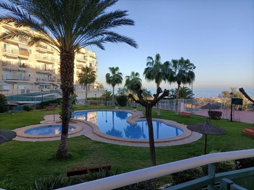 les pieds dans l'eau "FRONT DE MER"