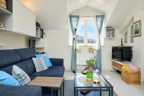 Apartment Lola