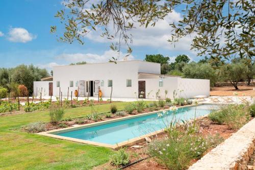 Dimora La Pupa - oasi di relax con piscina a Ostuni
