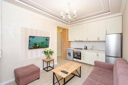 3great apartment in the very center of the capital