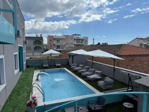 STREET 90 Lux Aparts