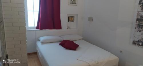 Apartment L