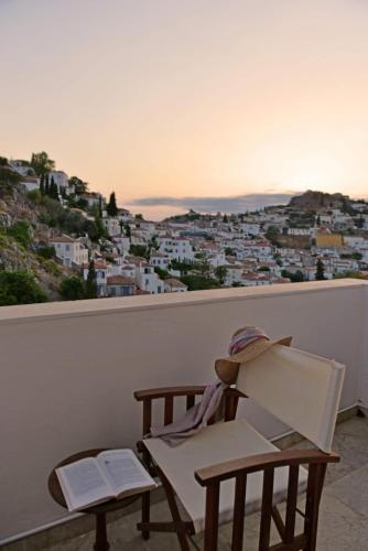 Xirouchakis Eva Charmy house