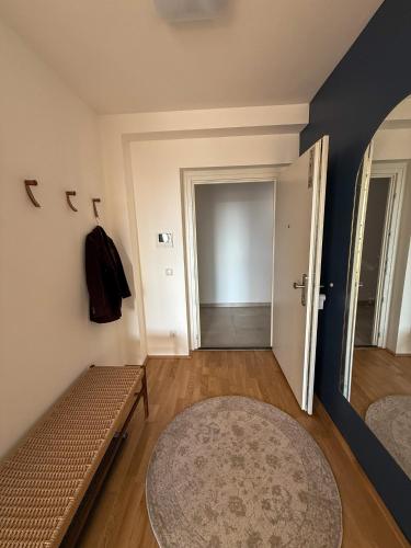 Postel nebo postele na pokoji v ubytování Danube Hills 319