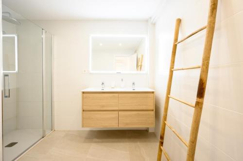 Juanito Marañón by 10Tosea 2 bedrooms