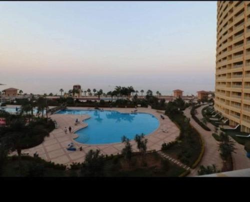 پورتو السخنة منطقة جولف باي