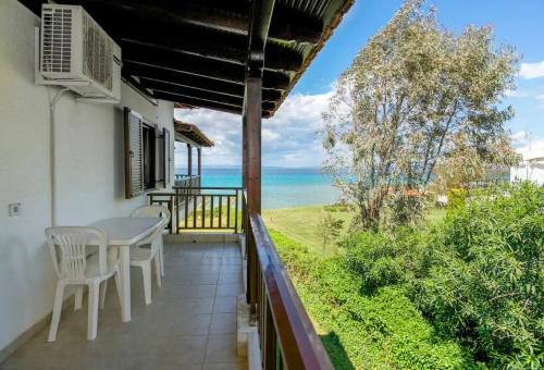 Beach house in Polichrono Halkidiki