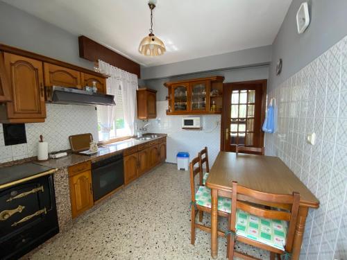 Η κουζίνα ή μικρή κουζίνα στο Casa Fonfría