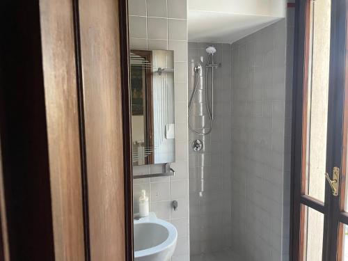 Ένα μπάνιο στο AcquaeSale