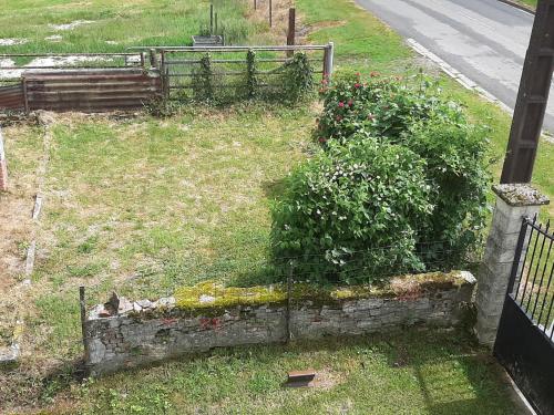 Photo de la galerie de l'établissement Emplacement libre a la campagne, à Saint-Gobert
