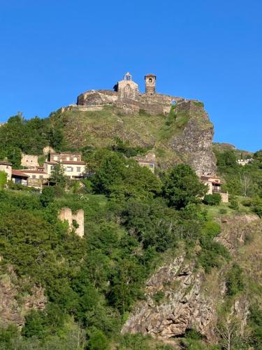Petite maison en bord d'Allier