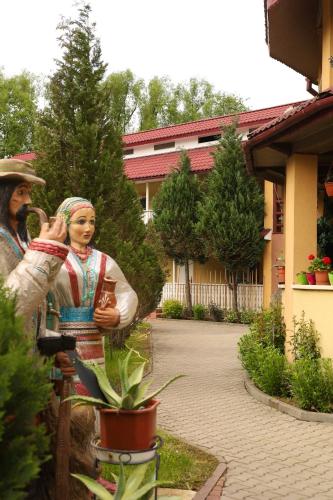 Επισκέπτες που μένουν στο Recreation center "Valilo"