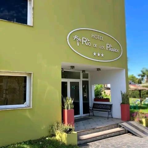 Bangunan di mana terletaknya hotel