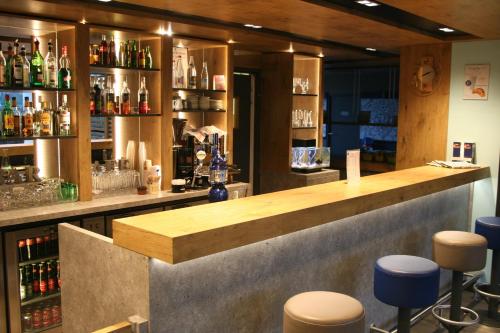 Lounge nebo bar v ubytování ibis budget Marne la Vallée Pontault Combault