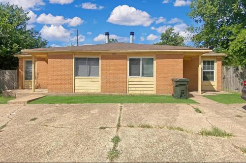 Gallery image of Cozy Stay in Bryan, TX in Bryan