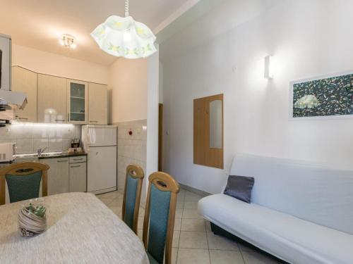 Gallery image of Comfort One Bedroom Apartment with Terrace and Sea View A2 in Bol