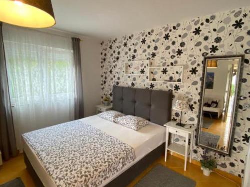 Apartments Lara Rab - Studio Apartment with Balcony