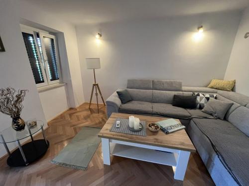 Elegant Lovran Apartment with Garden - Two Bedroom Apartment
