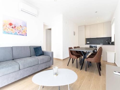 Luxury Living at Horizon Retreat - Comfort Two Bedroom Apartment