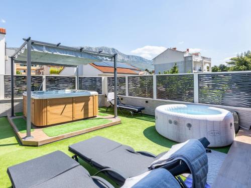 Apartment Merita - Two Bedroom Apartment with Balcony