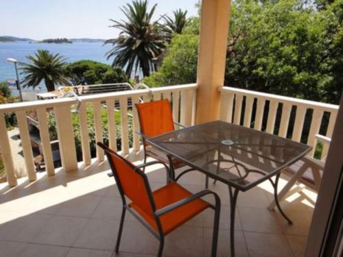 Seafront Apartments Pretner - Comfort Studio Apartment with Balcony and Sea View