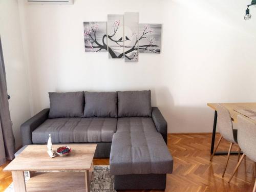 Kastel Gomilica Cozy and Stylish Apartments near the Sea - Classic One Bedroom Apartment