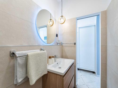 One bedroom apartment with balcony