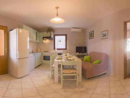 Apartments Jukica - Three Bedroom Apartment With Sea View